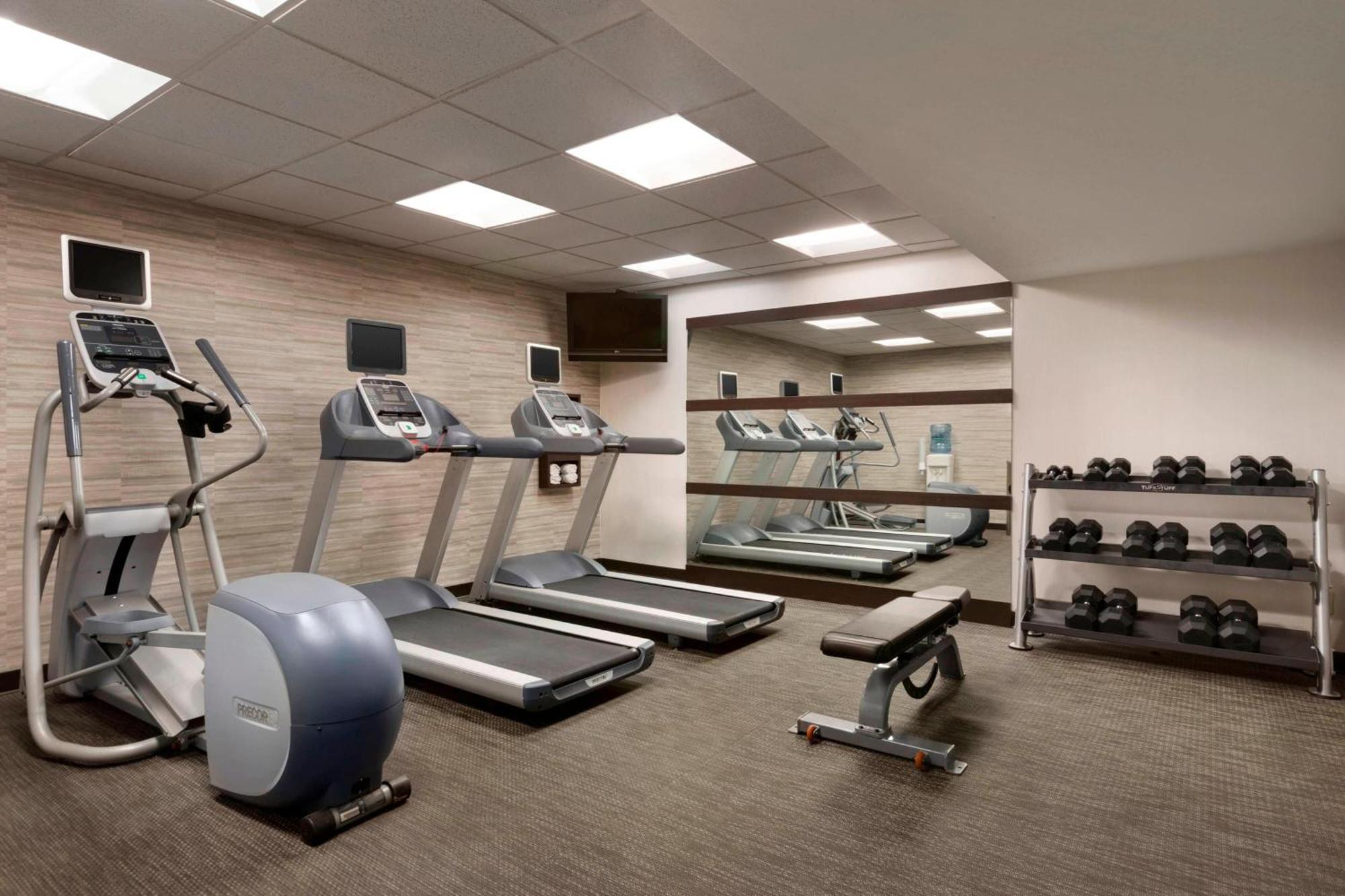 Hotel Courtyard By Marriott Bloomington Normal Esterno foto