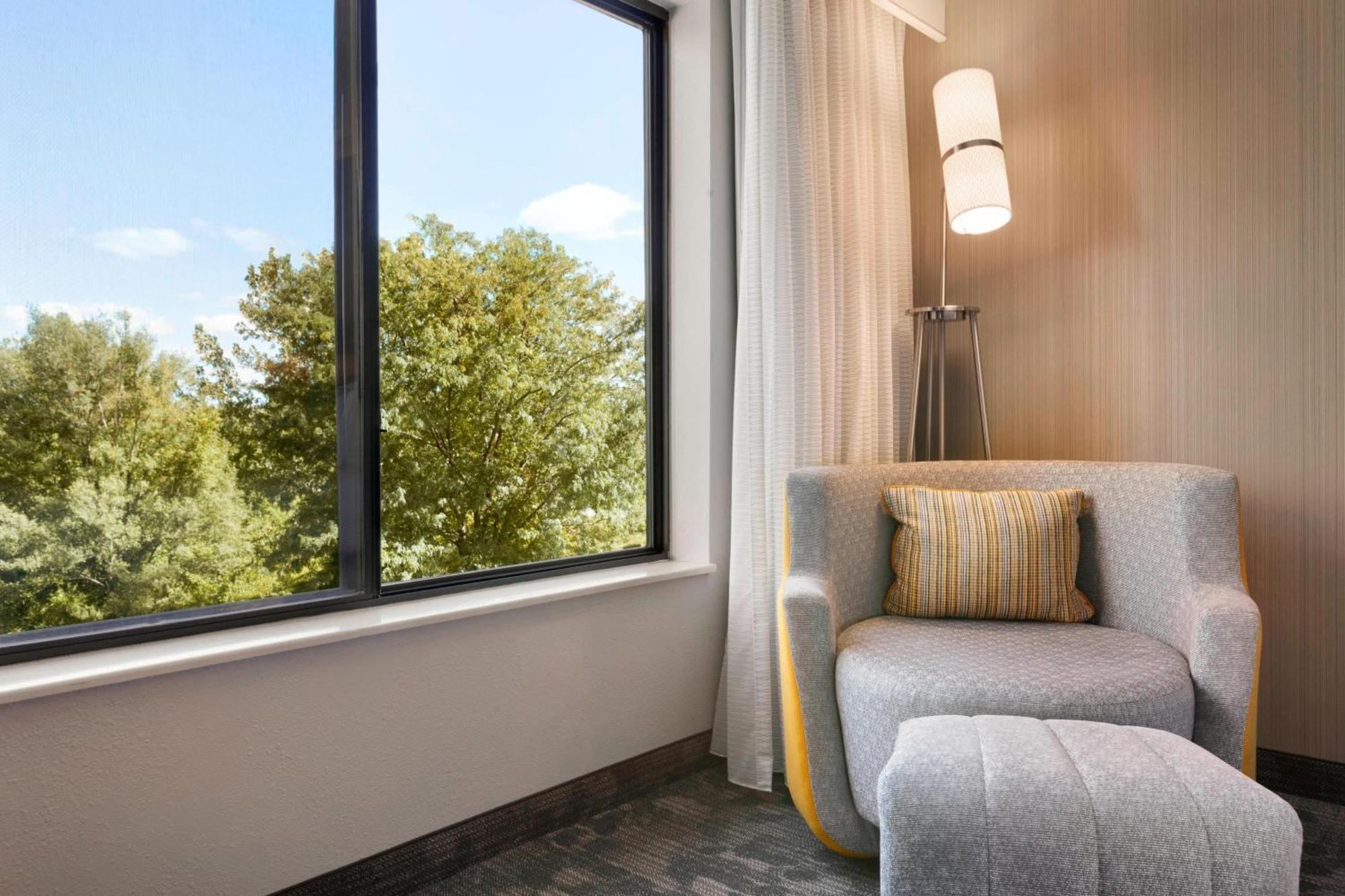 Hotel Courtyard By Marriott Bloomington Normal Esterno foto