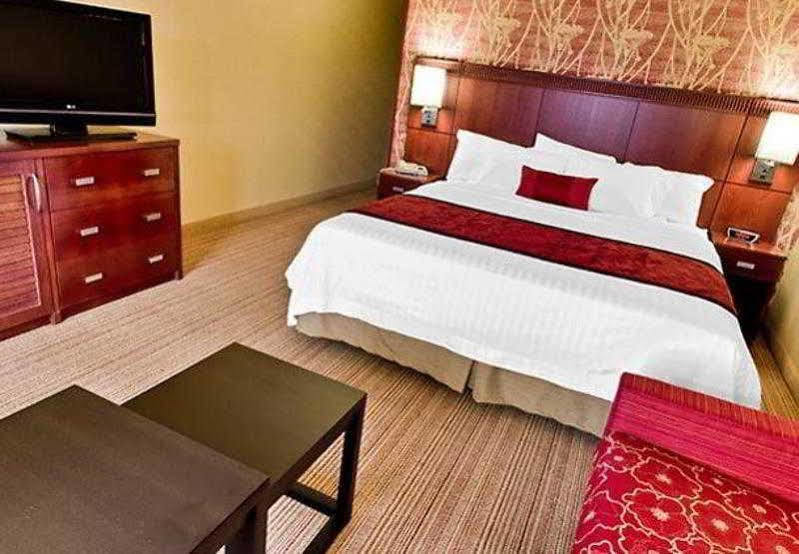 Hotel Courtyard By Marriott Bloomington Normal Esterno foto